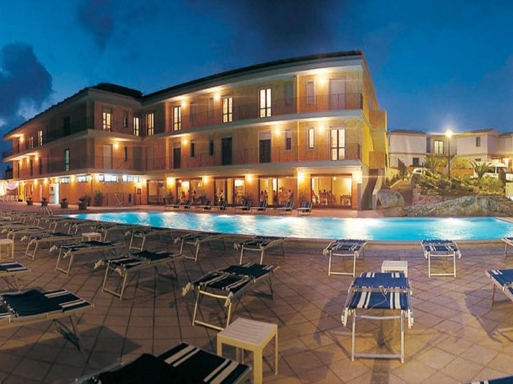 Borgo Saraceno Hotel-Residence Santa Teresa Gallura Εξωτερικό φωτογραφία